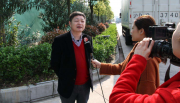 
			  “近40万人次黄金周首日逛江西 靖安游客同比增120%”