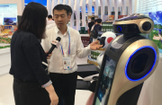 
			  ““江西旅游”成香港风景线 62个项目在港招商（图）”