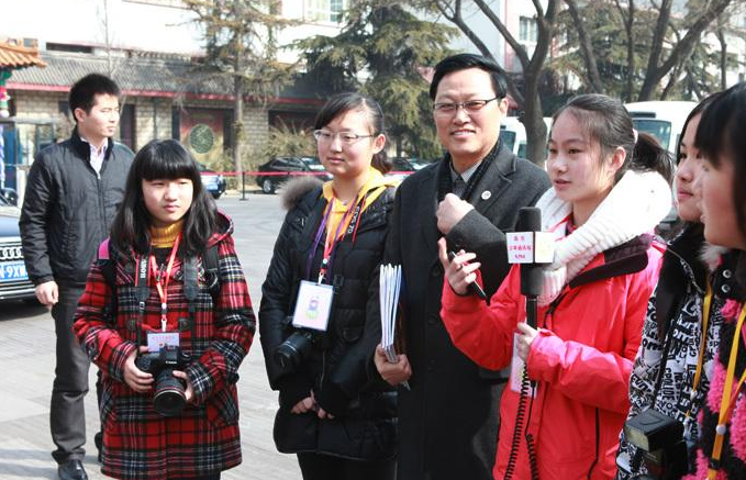 “江西今年摘除5家A级景区 已开通旅游市场秩序举报专栏”